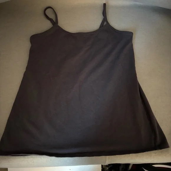 Torrid Tank Top Charcoal Grey Plus Size 0 Adjustable Straps Layering Lightweight - Picture 1 of 7